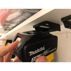 Batterifäste för Makita 18v